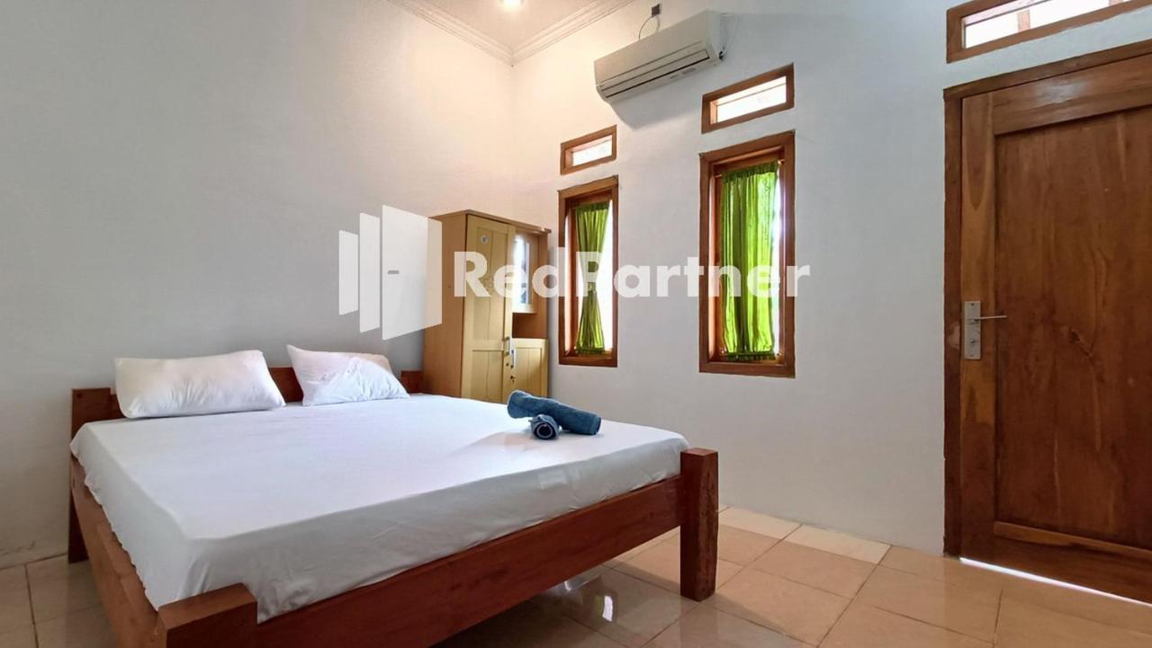 Jogo Segoro Homestay Mitra Reddoorz Near Pantai Sundak Gunungkidul Ngandong ภายนอก รูปภาพ