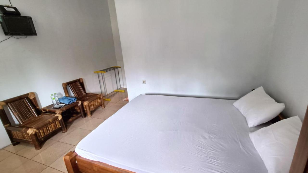 Jogo Segoro Homestay Mitra Reddoorz Near Pantai Sundak Gunungkidul Ngandong ภายนอก รูปภาพ