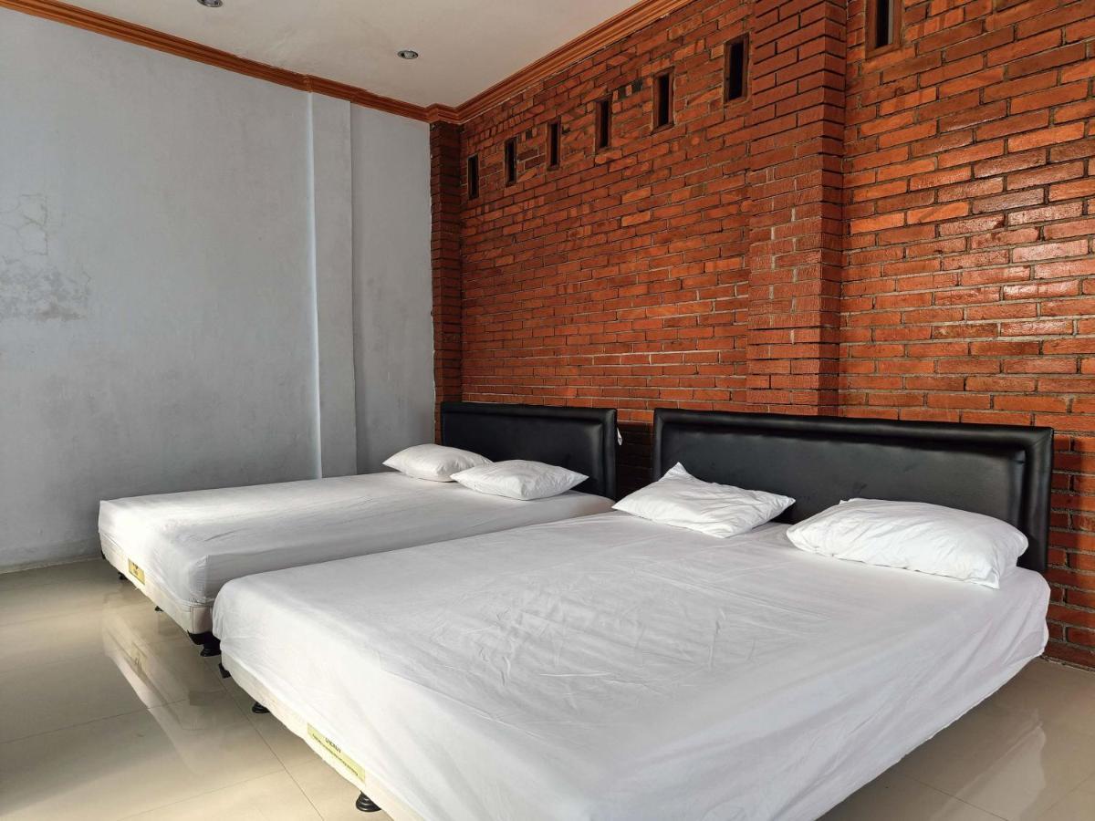 Jogo Segoro Homestay Mitra Reddoorz Near Pantai Sundak Gunungkidul Ngandong ภายนอก รูปภาพ